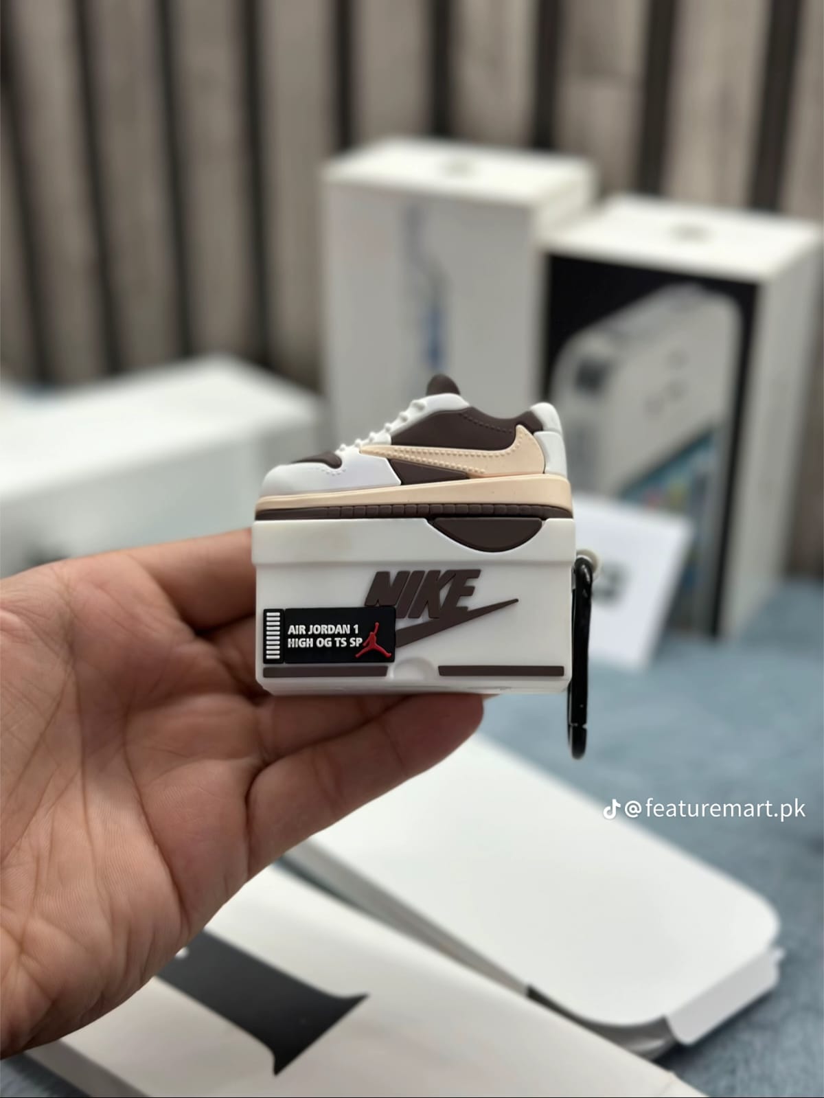 Airpods pro 2 / Free Fancy covers